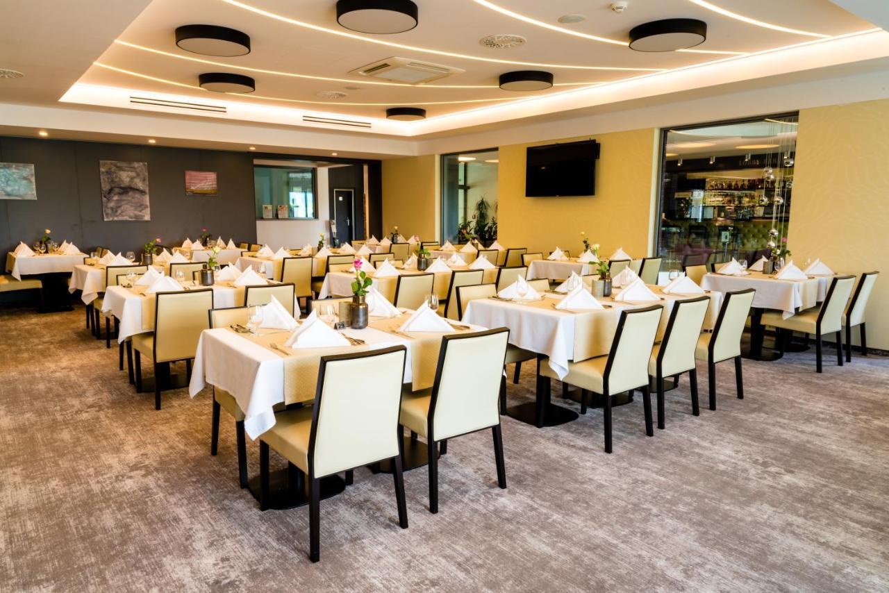Hotel Zelena Laguna 4*